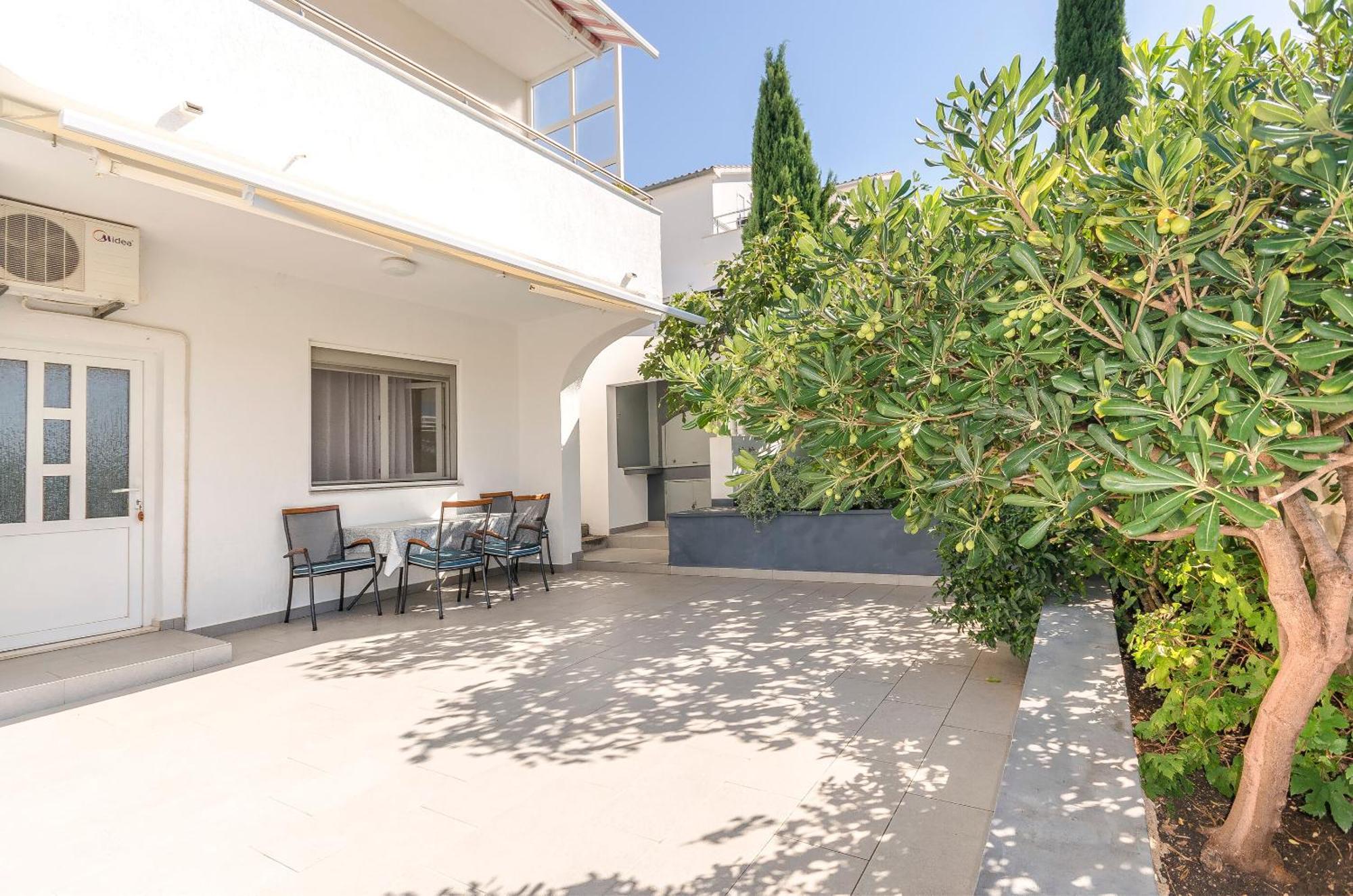 Apartments Danica Tisno Εξωτερικό φωτογραφία