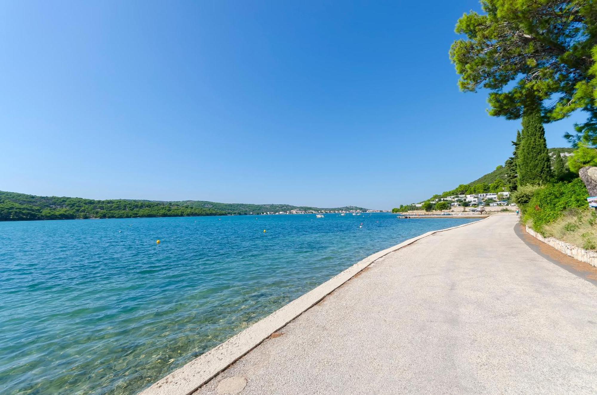 Apartments Danica Tisno Εξωτερικό φωτογραφία