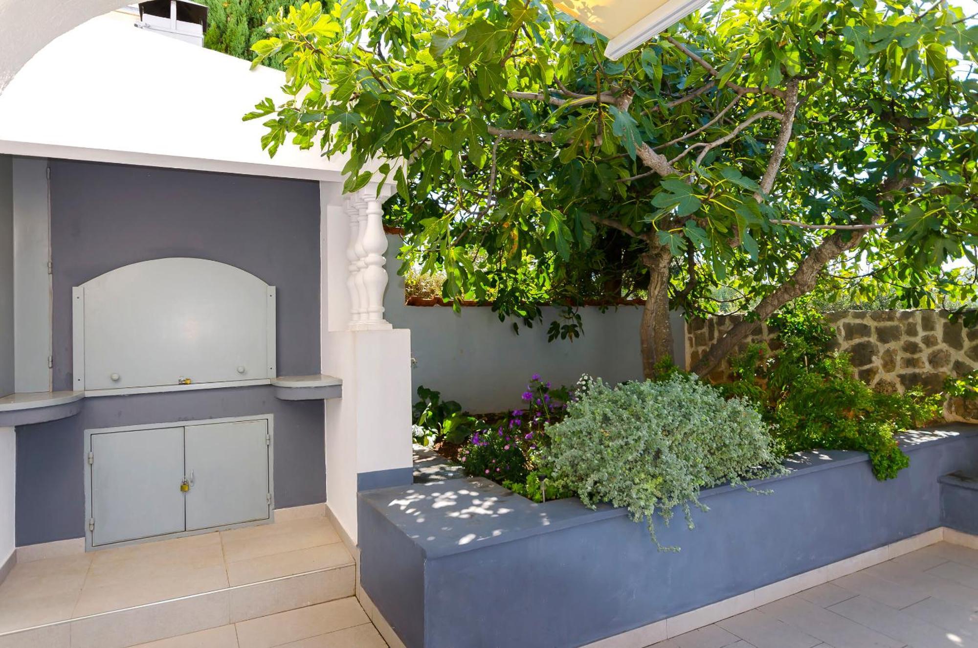 Apartments Danica Tisno Εξωτερικό φωτογραφία